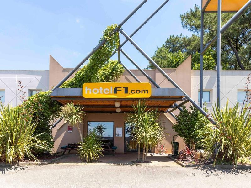 Hotelf1 Lorient Caudan Exterior photo
